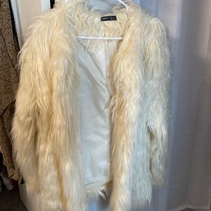 Like new faux fur jacket